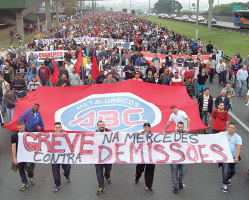 Demonstration Daimler Sao Bernardo am 27. August 2015 gegen die Entlassungen durch Mercedes