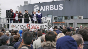 Protest vor Airbus Getafe am 11.1.2016 gegen den Schauprozess der spanischen Justiz