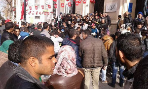 Tunesien: Kasserine im Dauerprotest gegen Erwerbslosigkeit 19.1.2016