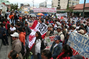 Demonstration gegen chinesisches Bergbau-Großprojekt in der ecuadoriansichen Hauptstadt Quito September 2016