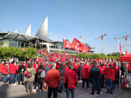 Solidemo vor dem gericht in Antwerpen am 15.6.2018