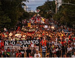 Am 30.5.2019, dem zweiten Protesttag gegen die Kürzungen im Bildungsetat der brasilianischen Rechtsregierung waren erneut Millionen auf den Strassen - hier in Recife