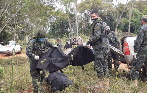 Paraguays Armee und ihr für kleine Mädchen tödlicher Kampf gegen den Terror...